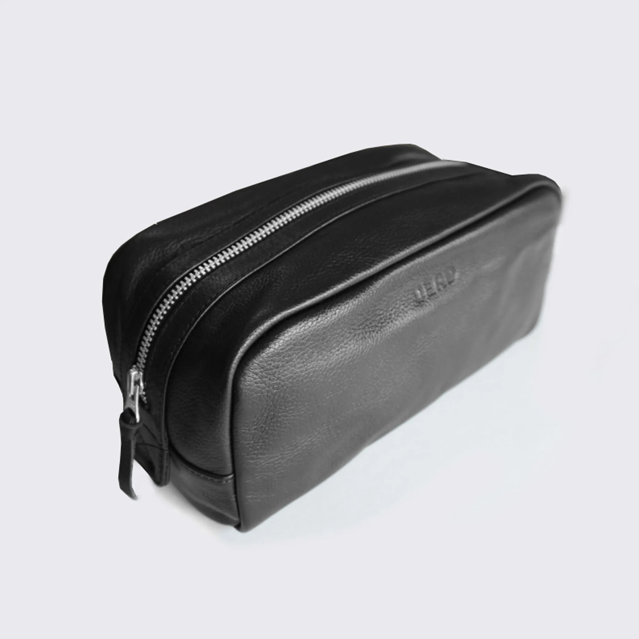 '- LEATHER WASH BAG