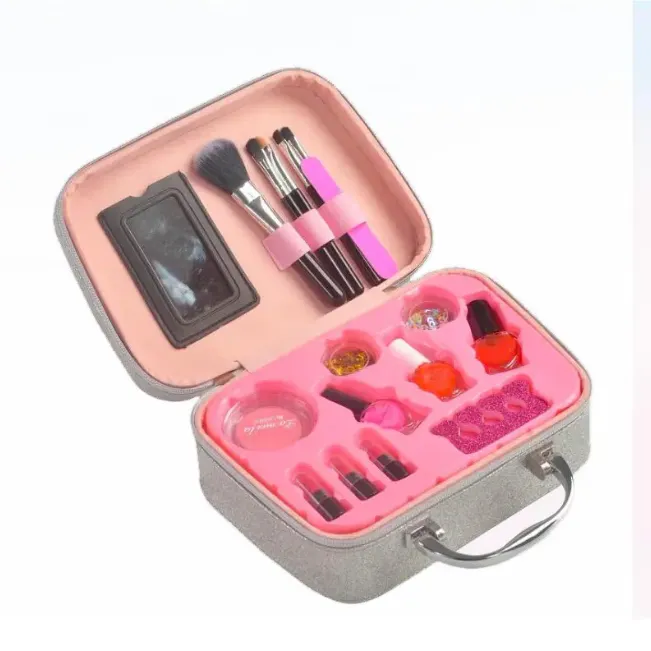 19Pcs Realistic Fashion Girl Makeup Bag