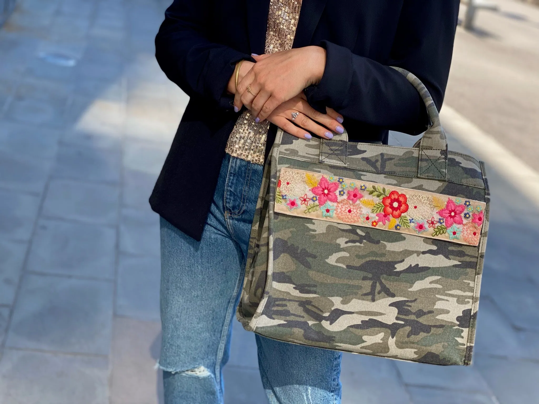 Future Bag Accessories: Koala Bands in Cream Floral