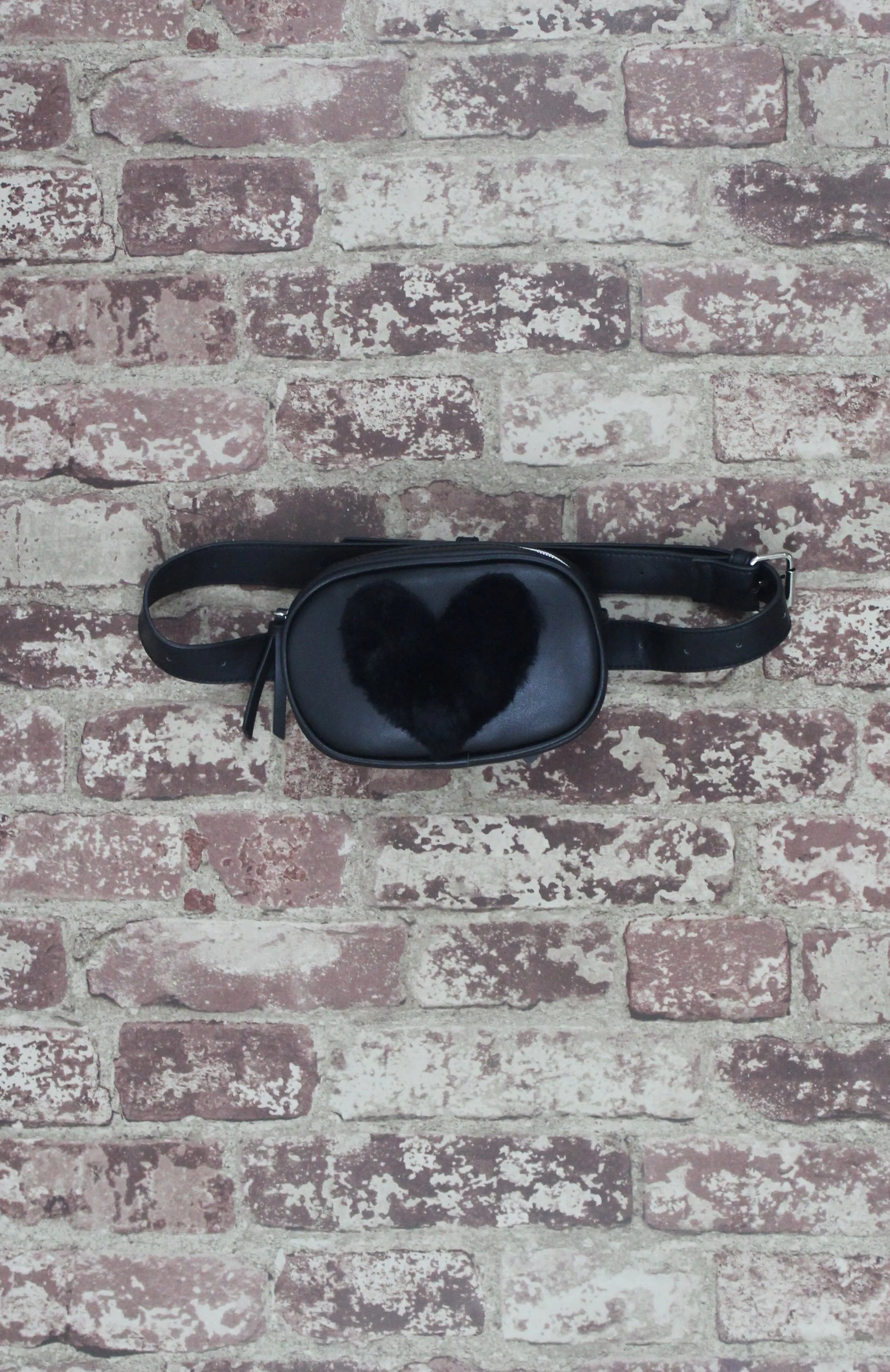 Heart Throb Belt Bag in Black