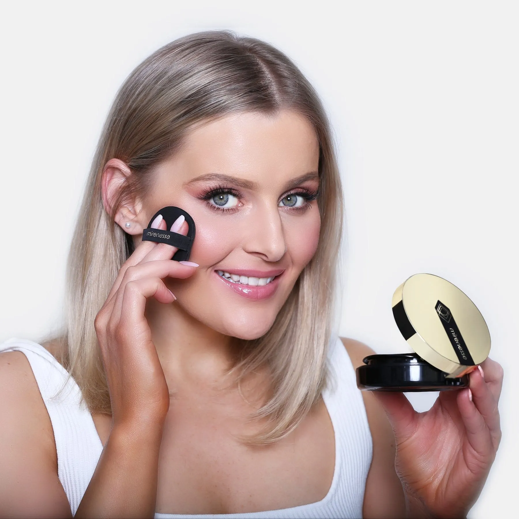 LAST STOCKS Flawless Face Cushion Foundation kit-5 pce