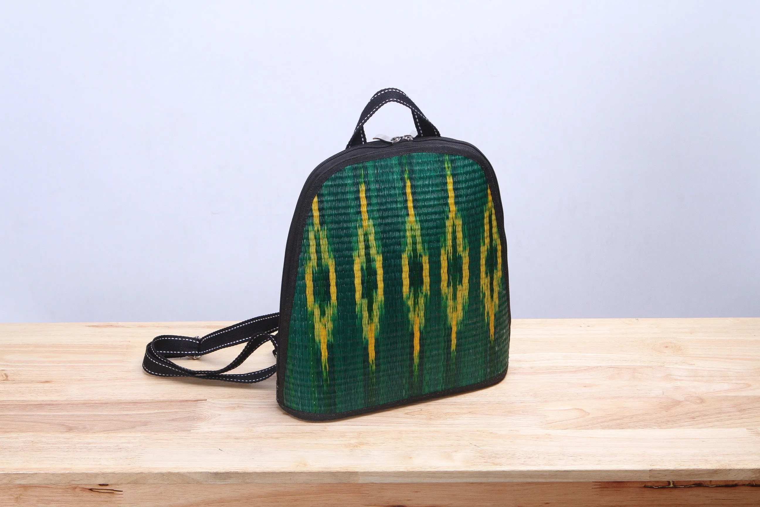 Mini Sedge Wicker Backpack (Green)